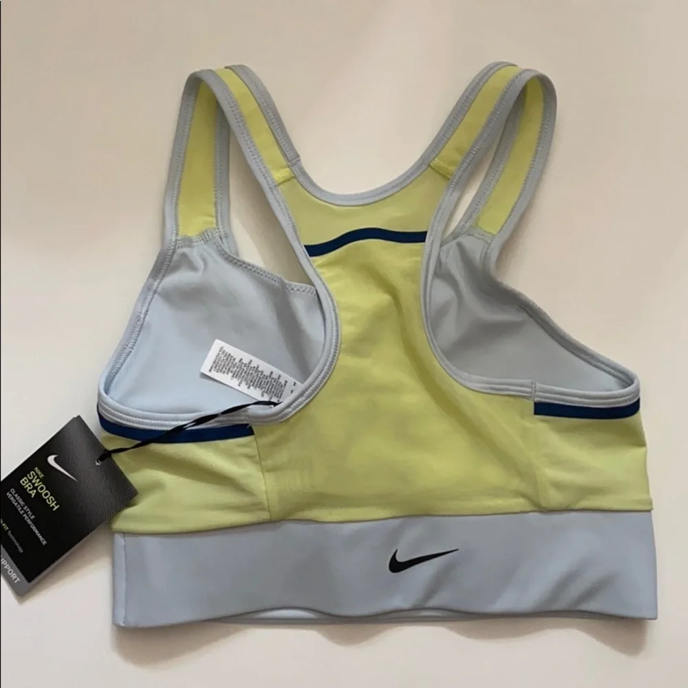 NWT Nike swoosh sports bra size: XS